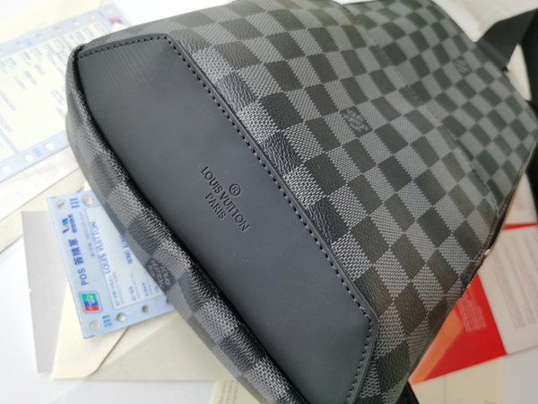 ルイヴィトンバッグ内部構造